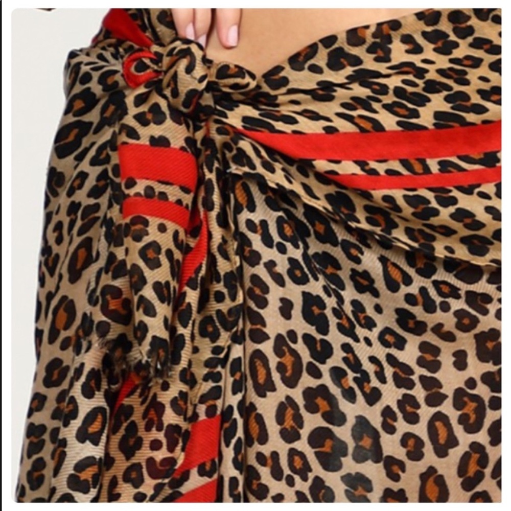 💕🌸Ruggine Leopard Scarf🌸💕 - Picture 6 of 6